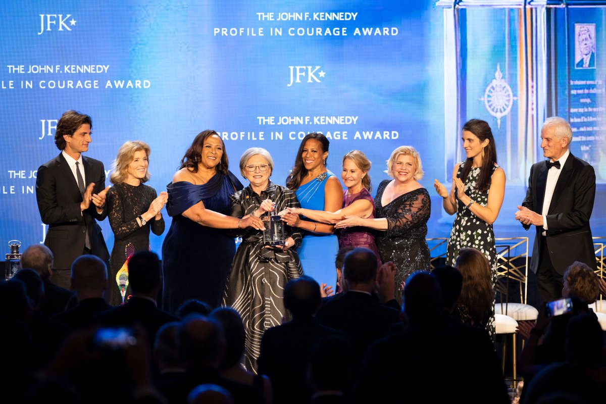 The JFK Profile in Courage Award was never in our plan, but we had a fairy tale night accepting it! @JFKLibrary To see my speech: youtu.be/o756ew8iNa4 Full awards ceremony: jfklibrary.org/2023-profile-i…