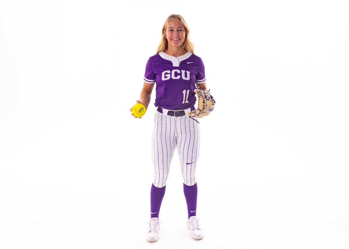 MarleyTeasley's tweet photo. LOPES UP!!!💜🤘🏻

#committed #lopesup @GCU_Softball @GCU_Lopes @sydneysherrilll @MaribethGorsuch @SandraWente @kierra_mcfadden @wfordstrength @WfordEagles @OKAthleticsAcad https://t.co/VRafXqSQCR