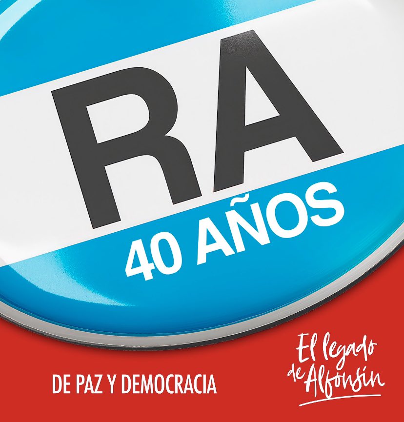 Un enorme legado que debemos cuidar más allá de las diferencias #Democracia y #Paz . 
Gracias Raúl ! 
#40anosdedemocracia