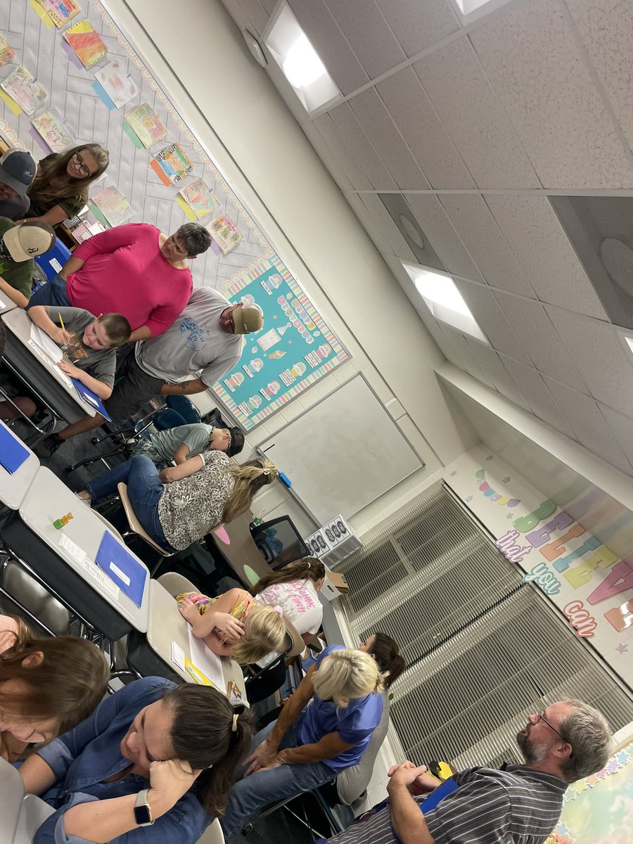 kristengpore's tweet image. Great time with my 3rd grade families tonight seeing our day to day along with some data talk. We also had to add a little Spring Math student teaching the parent fun to end the night.🤩 #OneChatham @DrCarlaNeal
