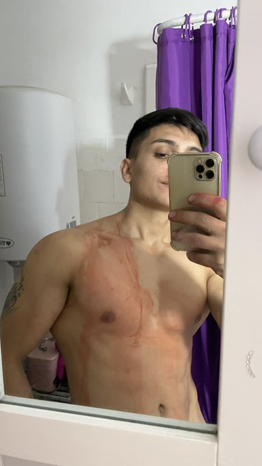 Ba&ntilde;ado en sangre terminamos el set, nuevo estreno de Halloween:  ➡️ https://t.co/MVaejluQpn https://t