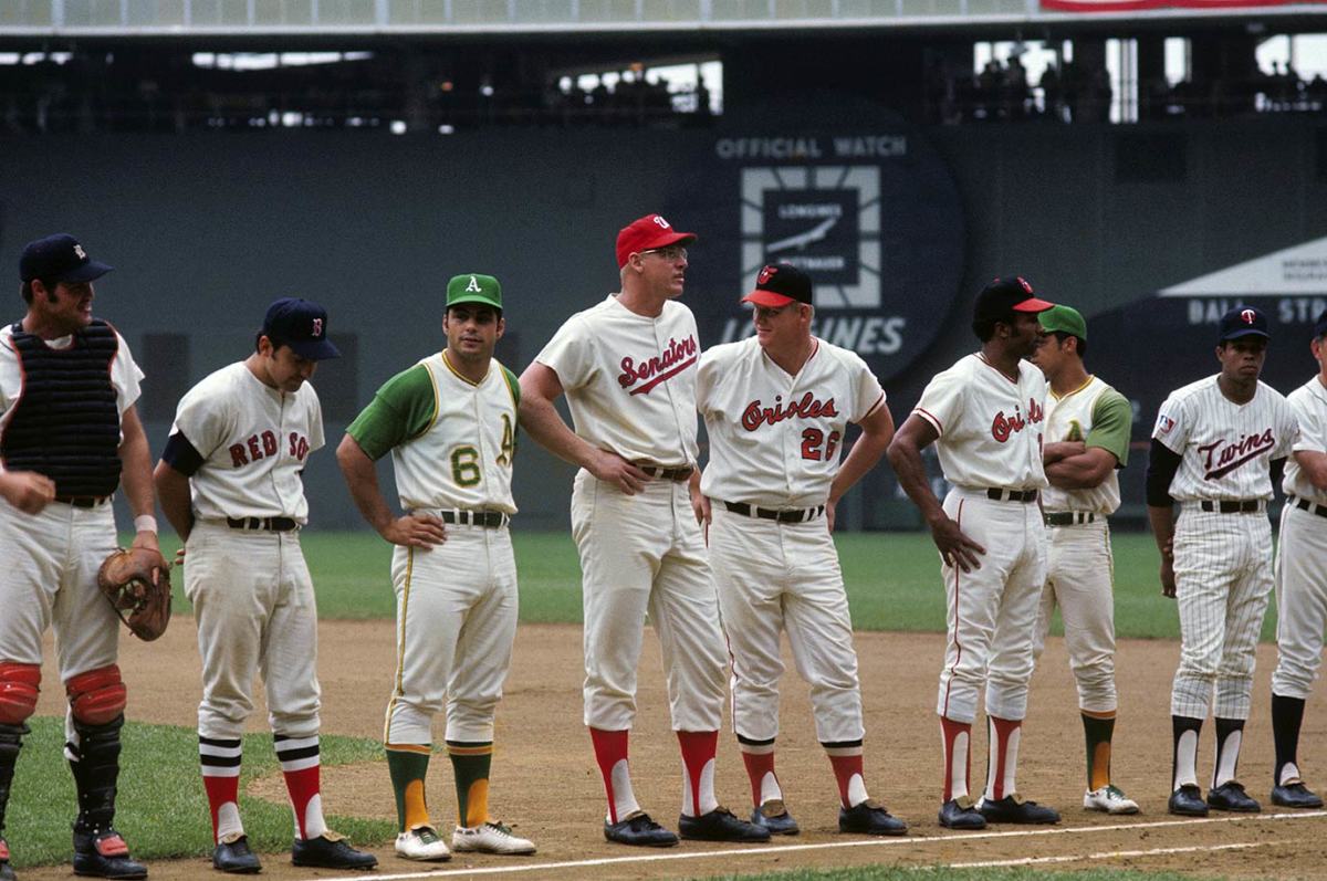 GeorgeGlennonG2's tweet photo. Another boyhood hero passes. The legendary Frank Howard. One of the biggest players in history at 6’7”- 275 plus lbs.  Frank was Paul Bunyan come to life to my generation of kids.  A beloved “Gentle giant”, who could murder a baseball.  #RIPFrankHoward https://t.co/tIEV5Av24Z
