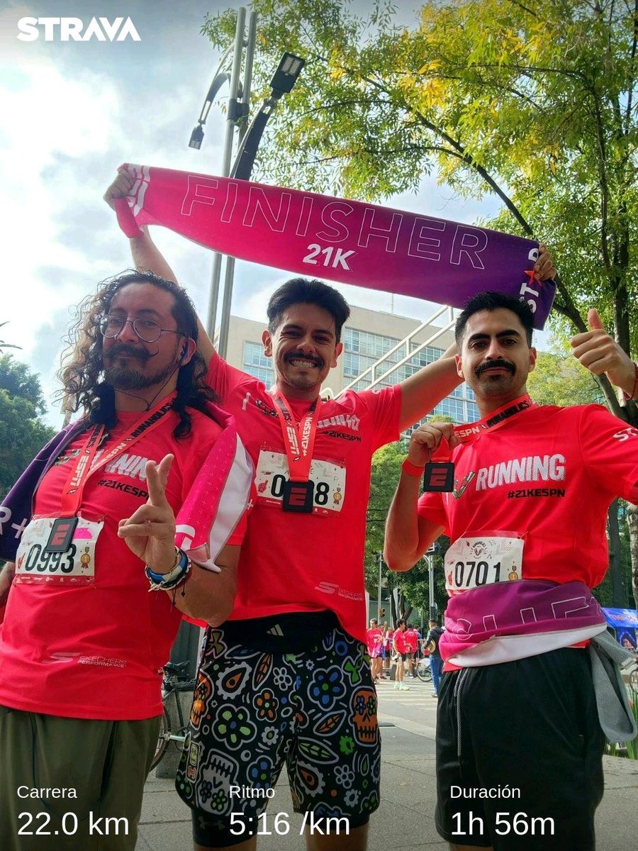 omar_warrior_'s tweet photo. Nos faltó uno hermano, pero la neta lo hicimos muy bien!
(Ayer en)
@ESPNmx #ESPN21K 2023
@Cesar_LSaavedra @RamowMr
Tararaa tararaa!!
#runner #runningtime #runningday #runningboys #runningman #runningterritory #runningworld #runningcdmx #RunnersFriends https://t.co/bwE29HNWLJ