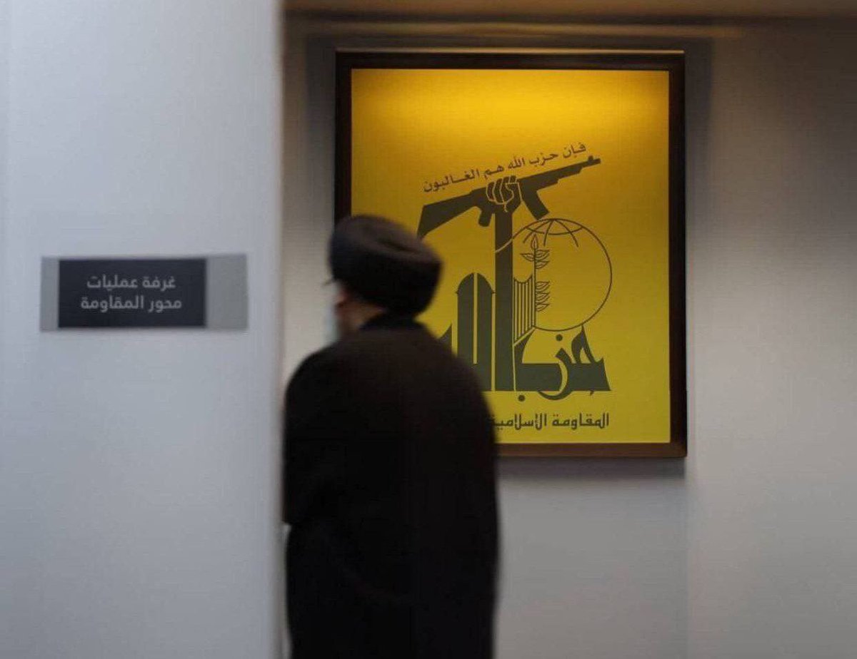 matttttt187's tweet photo. 🚨ALERT – A new picture shows Hezbollah Chief Nasrallah, heading into a room, which
is called "Resistance Axis operations room"
This strongly suggests that the military operations of the Hezbollah in the
coming days are expanding.
Important is the announcement, that Nasrallah will hold a speech on
November, 3, 2023.
@WW3INFO