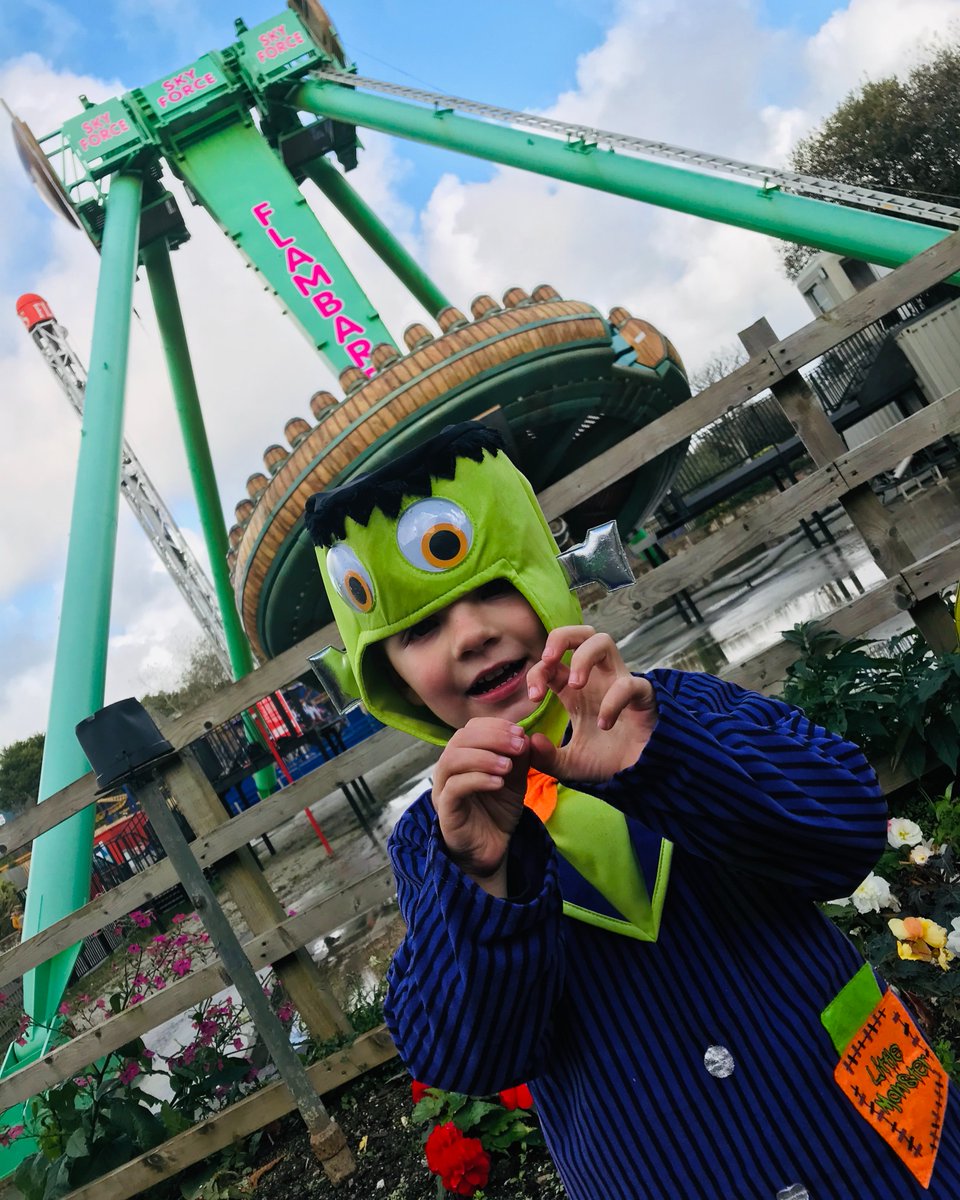 #HappyHalloween!! 🎃 Who’ll be celebrating at Flambards today? 
Come in fancy dress for even more fun! It's your last chance to experience the Best Day of the Week in 2023! bit.ly/3Aa9ZaX 
We can’t wait to see all your ghoulish outfits! 📸-Todd Glover