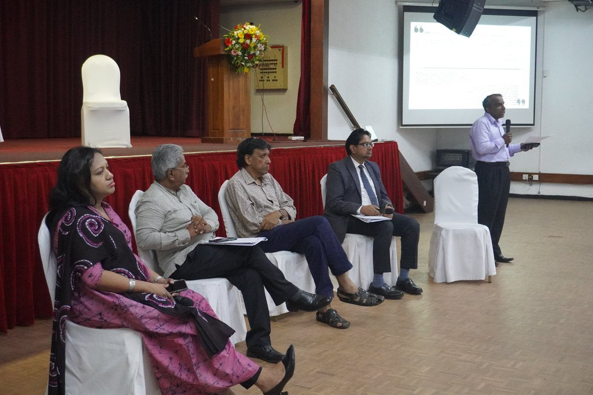 A discussion with civil society representatives on the recommendations detailed in 'The #CivilSocietyGovernanceDiagnosticReport on #SriLanka.' The recommendations were compared with those made in the #IMF's technical report. Read: shorturl.at/jqzG3 #GovernanceReforms