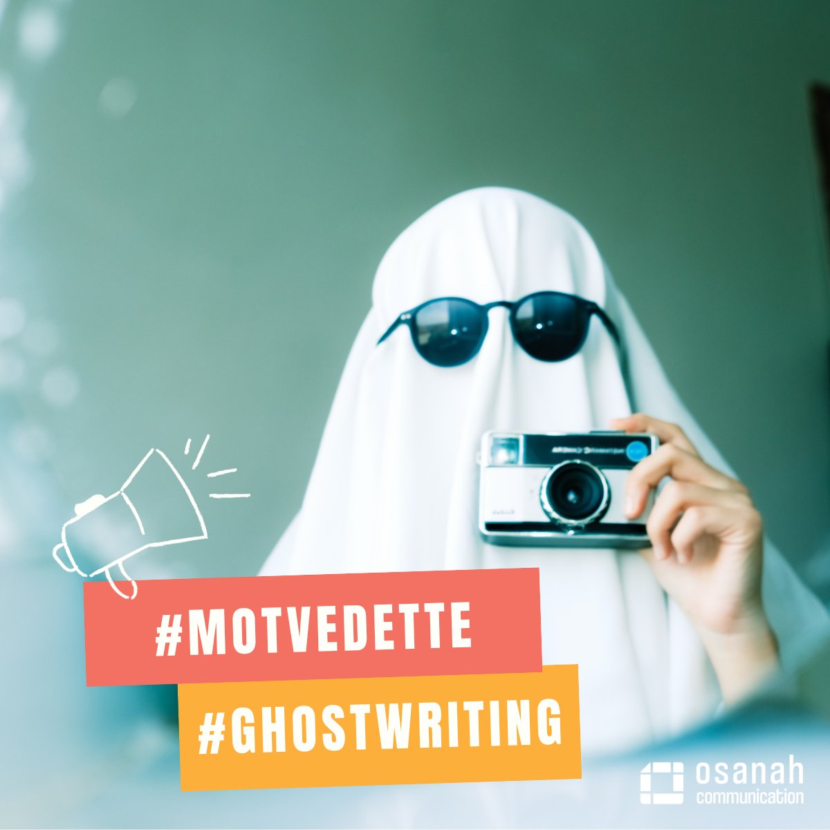 CaroChanlon's tweet photo. [👀#MotVedette]  Je vous propose d'expliquer un concept, un usage ou une tendance en  communication ✅ Ces mots qu'on entend et qu'on ne sait pas toujours  expliquer 🤔 Cette semaine, je vous parle de ghostwriting 👻 https://t.co/3Qd7FQMj0g https://t.co/jcCjKd1Sf2