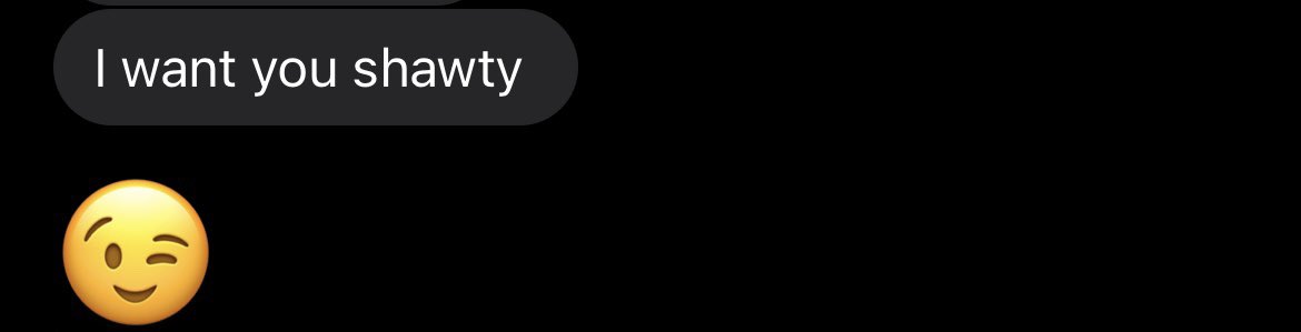 kassandrraa1's tweet photo. We love romantic txt 🥰 https://t.co/8bszdxNuMK