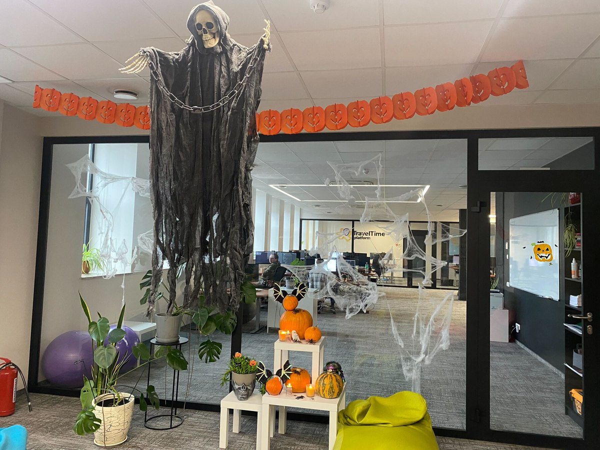 TravelTimeAPI's tweet image. We take Halloween VERY seriously in our Lithuania office 👻