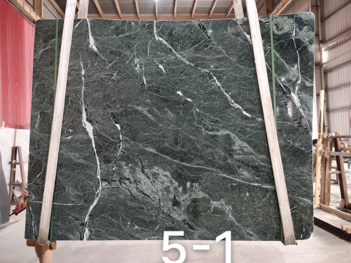 GroupRunyao's tweet photo. Thank you Grotto brand for choosing me to distribute green marble Taiwan Prada green! https://t.co/oCVOOI9Z4o