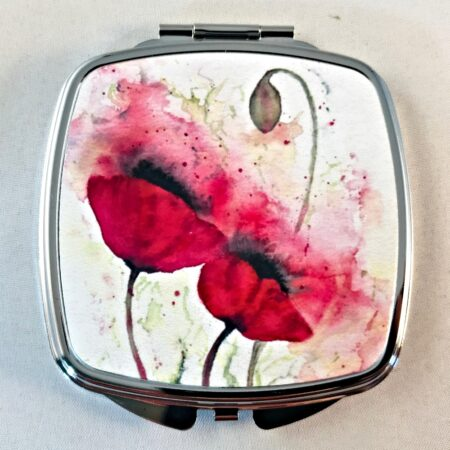MollyGDesigns's tweet photo. What a gorgeous gift this would make, or treat yourself. From @kblacey
https://t.co/Die9uWknEj
#earlybiz #poppies #giftideas #tbchboosters https://t.co/DxkVc5uQ8u