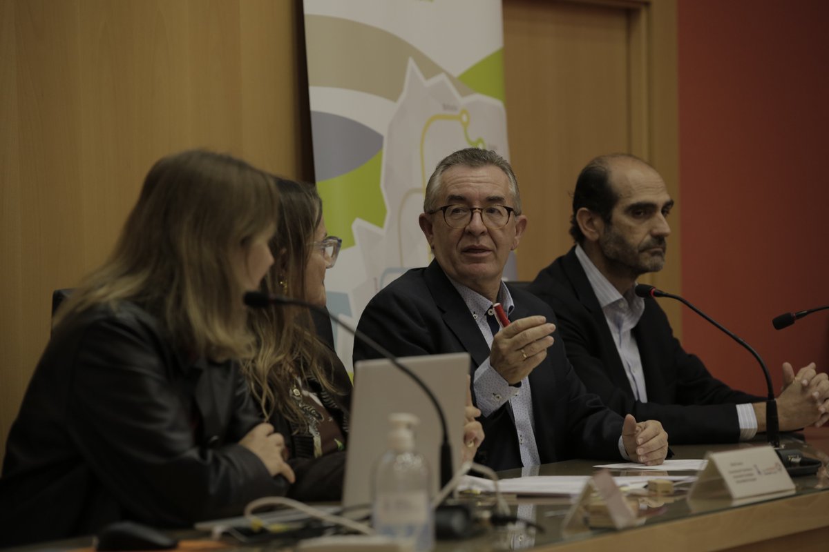 Cátedra Emprender tweet media