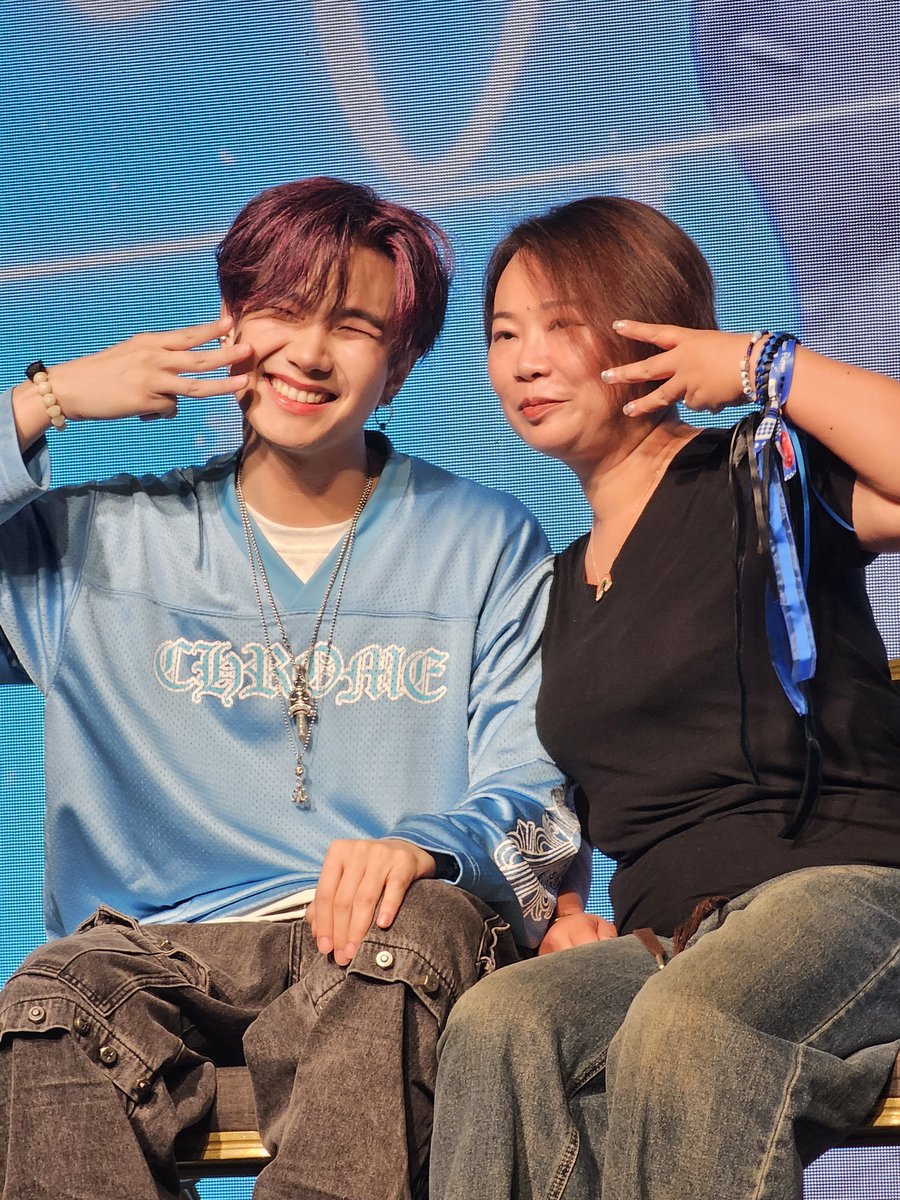 YajingGu's tweet photo. 🎃1v1 photo wiz Bui Part 1🎃

👻Hey Naughty😜
🤪Hope you can find yourself🥳

#FanMeetingJinjianchenginHongKong 
#BuildJakapan 
#Beyourluve
@JakeB4rever https://t.co/B6FewhO9Zc