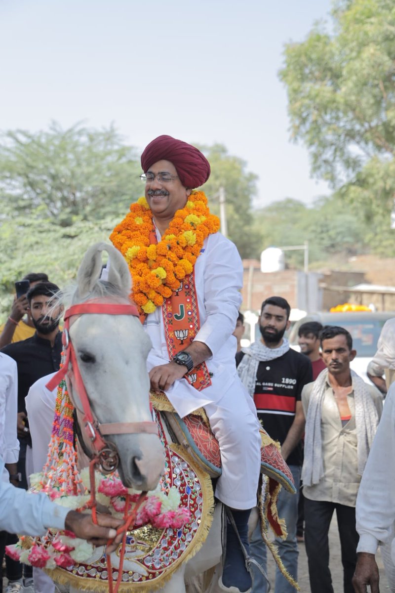 VijaySBainsla's tweet photo. आभार "बेनपा"
जनसंपर्क के दौरान ग्रामवासियों के अटूट जन समर्थन से लगता है की भारतीय जनता पार्टी देवली उनियारा विधानसभा क्षेत्र में भारी बहुमत से चुनाव जीतेगी , मातृशक्ति , युवा शक्ति ,और गांव के बुजुर्गगणों के प्रति आभार रूपी प्रणाम निवेदन करता हु ।
#आ_रही_है_भाजपा #देवली_उनियारा #deoli_uniyara
