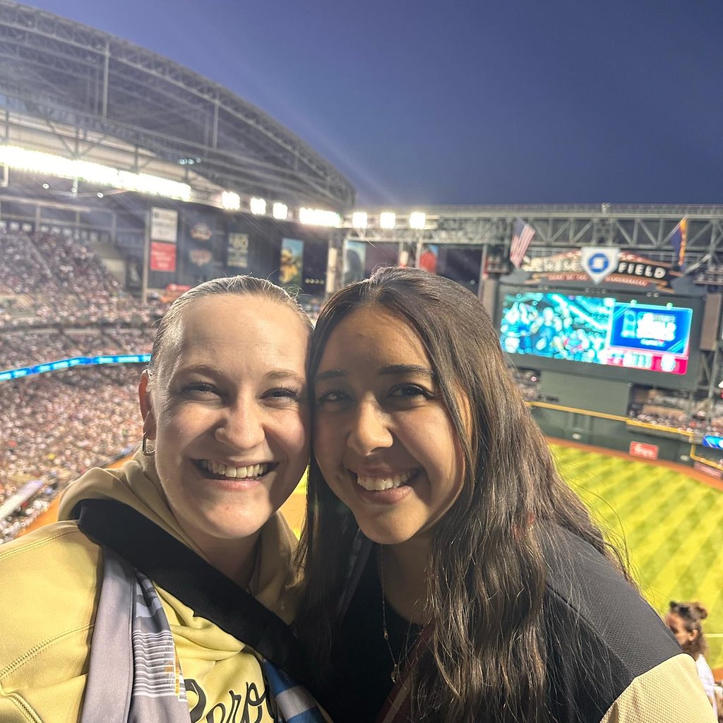 LET’S GO <a href="/Dbacks/">Arizona Diamondbacks</a>! #EmbraceTheChaos #WorldSeries2023 #SnakeSzn