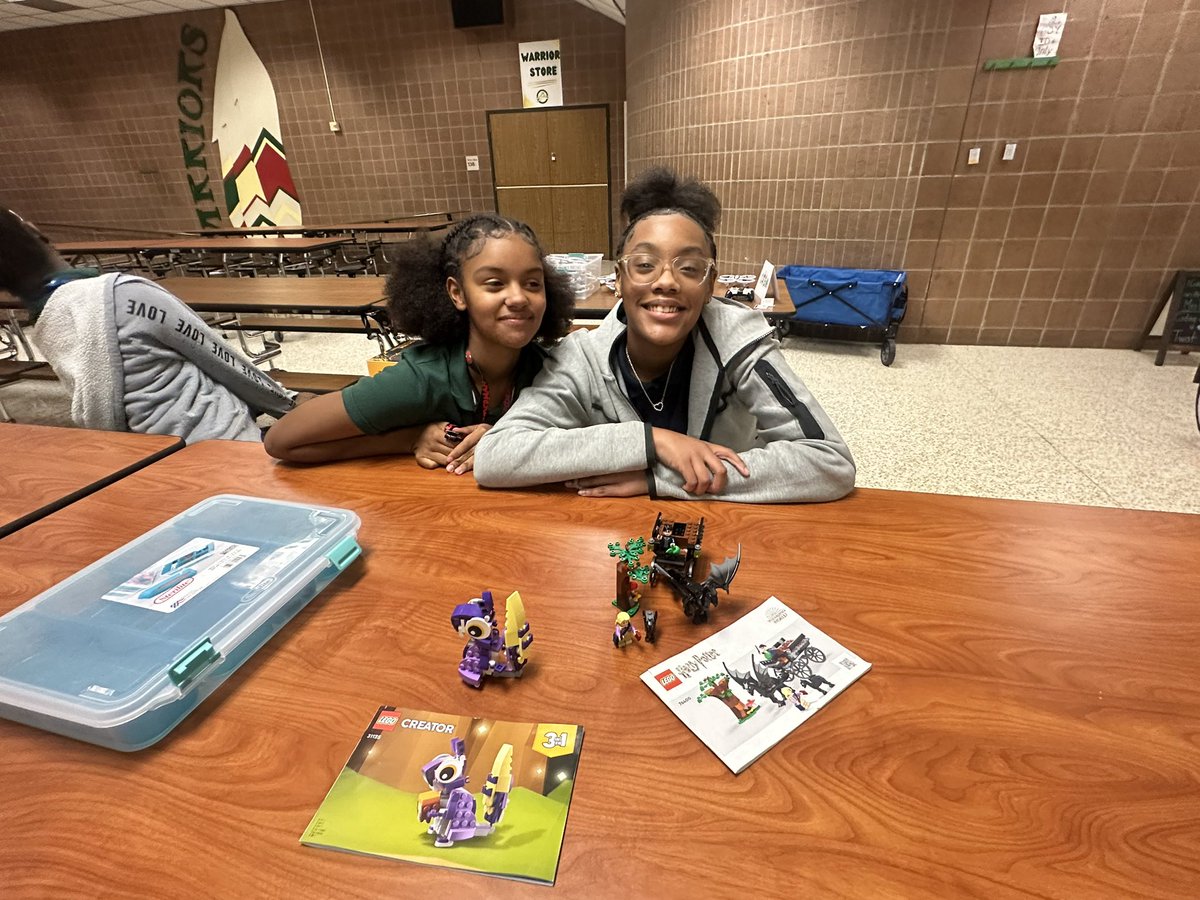 MsOnFire2Nspir3's tweet photo. The @AlbrightMS CIA|Warrior Club of @AliefISD_CIA was filled with master block builders! Check out our projects! #LEGO #ExposureExpandsExpectations #CodingWithATwist is #OnFireToInspire #Seal #Squirrel #Rabbit #Thor https://t.co/0nL1Hsw6jX