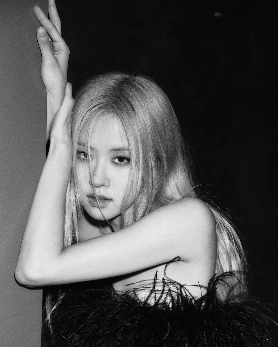 ᅟᅟᅟᅟᅟ    
ᅟᅟᅟᅟᅟ                      𝗁𝖺𝗉𝗉𝗒 𝗁𝖺𝗅𝗅𝗈𝗐𝖾𝖾𝗇. 👻
ᅟᅟᅟᅟᅟ