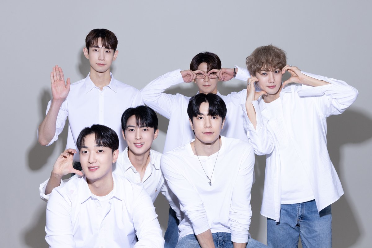 VAV_official's tweet image. [VAV] 에이팀 선물 🎁

VAV 파이팅! VAMPZ 파이팅! 8주년 파이팅!

#VAV #브이에이브이
#HappyVAVDay #해피바브데이
#VAV8thAnniversary