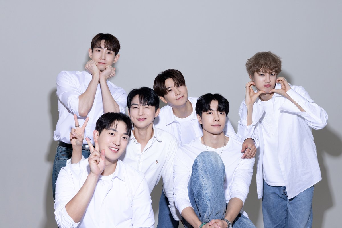 VAV_official's tweet image. [VAV] 에이팀 선물 🎁

VAV 파이팅! VAMPZ 파이팅! 8주년 파이팅!

#VAV #브이에이브이
#HappyVAVDay #해피바브데이
#VAV8thAnniversary