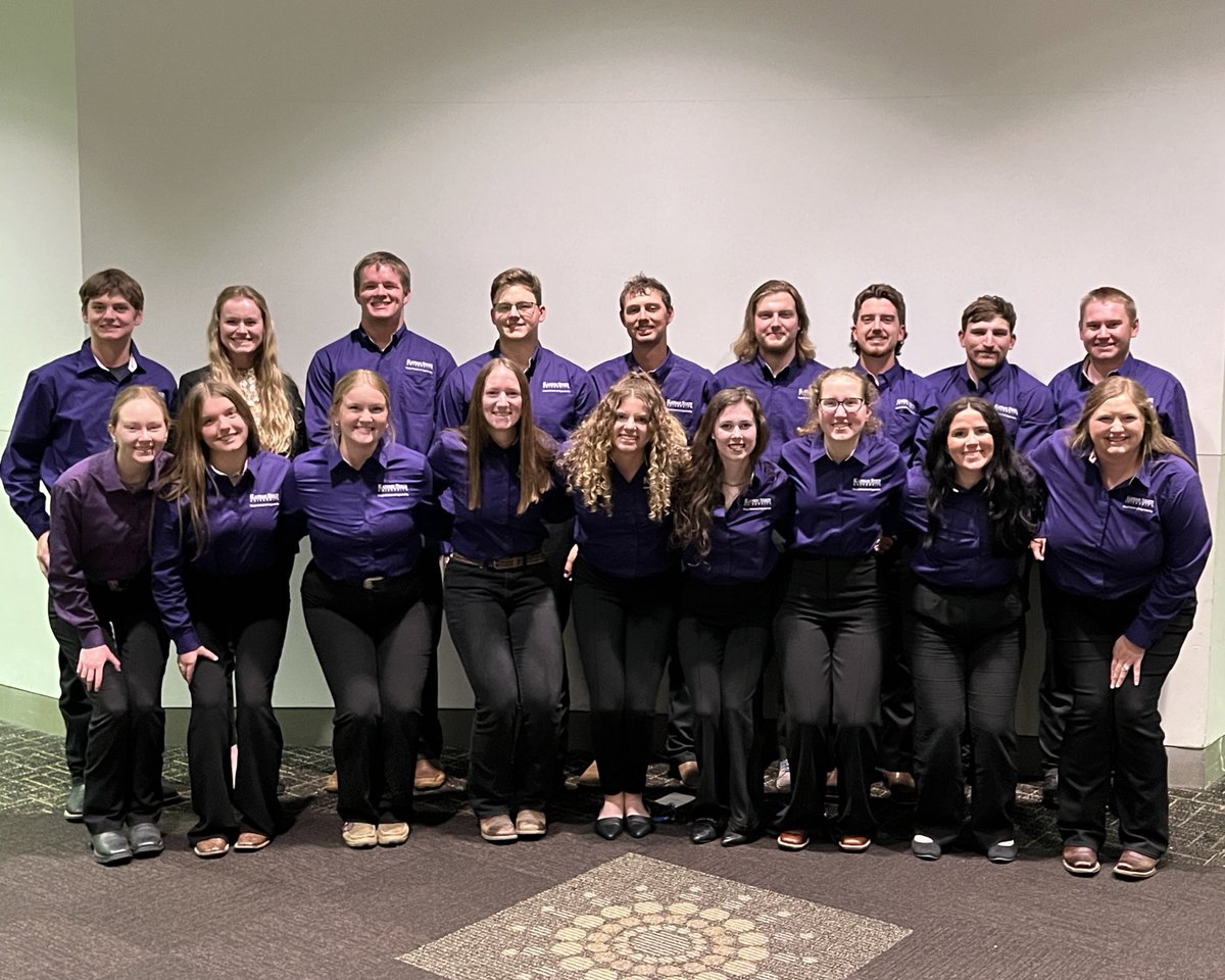 RachelVCott's tweet photo. Painting St. Louis purple!

These students are representing @kstateag well at the @_SASES @ASA_CSSA_SSSA annual meeting.

@KStateCropsTeam - 1st place team; individuals 2nd, 4th, &amp; 5th 🏆 

Very proud of our speech contest winner &amp; newly elected national officer, Ashlynn! #EMAW https://t.co/udvScWCBA4