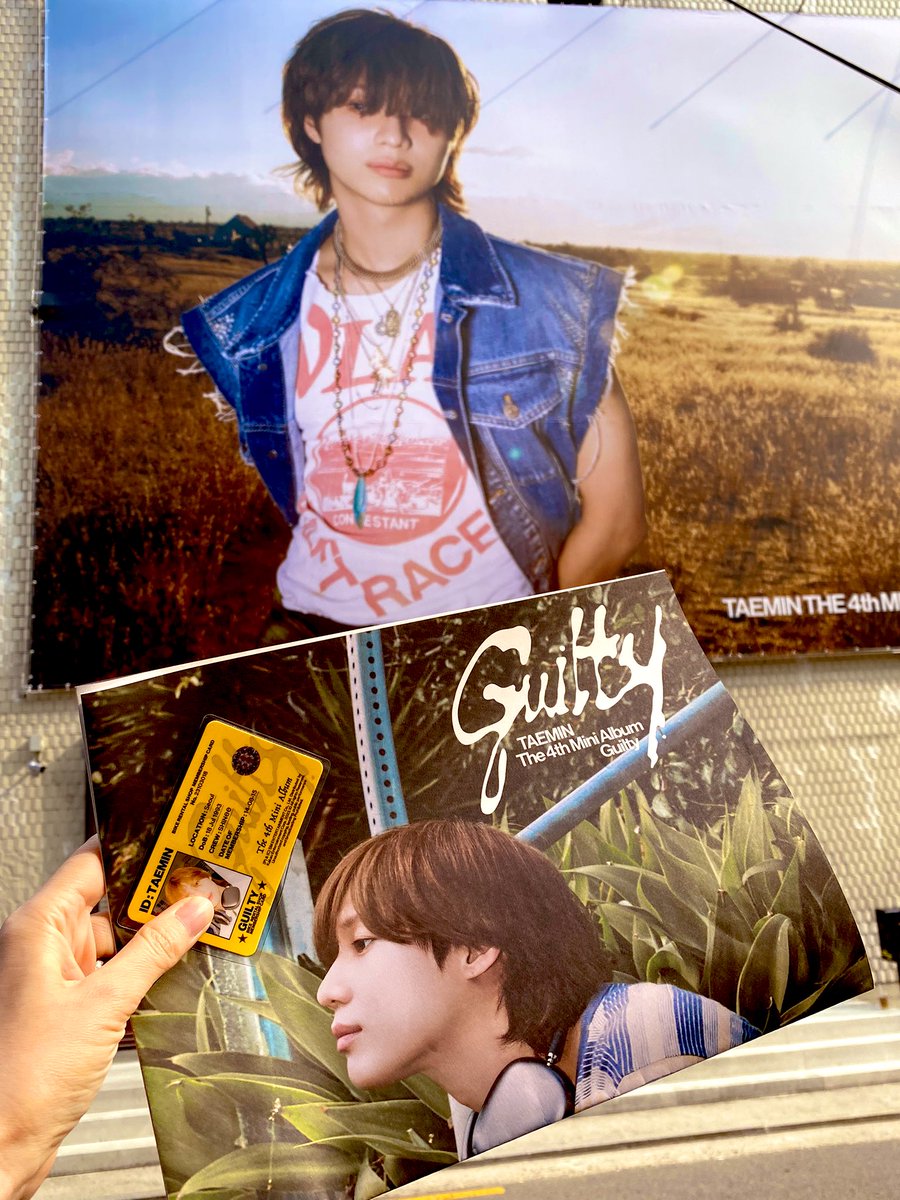 25thnana's tweet photo. 오늘의 길티페이퍼
반바지는아니지만 너무너무 이쁘닷!!🥹
#길티페이퍼
#Guilty #Guilty_Paper
#TAEMIN #태민 #SHINee #샤이니
#Guilty #T #샤이니월드 #taemin #shinee https://t.co/Ld64x73s4P