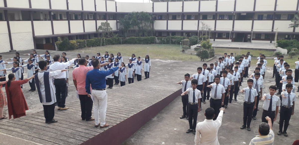 JnvKolhapur's tweet image. 🤝 Joining hands at JNV Kolhapur to pledge for unity and integrity! Together, we stand strong for a brighter future. #UnityInDiversity #JNVKolhapur #PledgeForUnity 🇮🇳
@CommissionerNVS @nvsropune @NVSHqNoida @EduMinOfIndia @PMOIndia