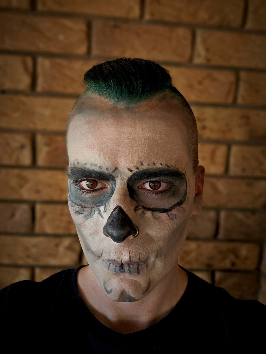 JayJamSims's tweet image. 🧡 Happy Halloween 🎃 

🧡 Sending my love to you all 🤗

#JayJam #JayJamSims #TheSims4 #Halloween