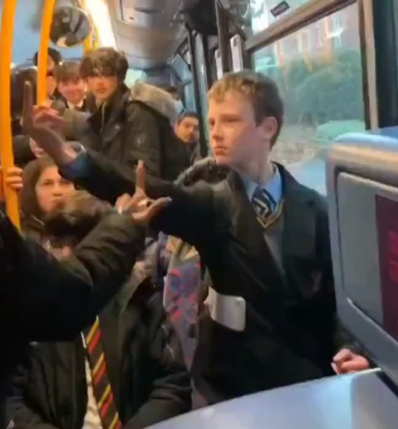 beauford_bailey's tweet photo. @RadioGenoa Why is this 'defenseless child' flipping the bird in the first place? Seems like a rather clumsily cut video when it opens with him acting like at least a bit of a knob...? https://t.co/OWTdcLHr73