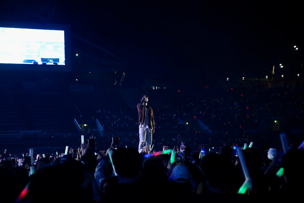SGF_KPOP's tweet photo. [2023 SGF 3일차 K-POP CONCERT 후기1]
열정적인 응원이 서귀포를 뒤 흔들고 형형색색의 응원도구들이 더 아름답게 서귀포의 밤을 수놓은 K-POP CONCERT가 마무리 되었습니다. 이런 멋진 분들과 함께 2023 SGF의 마지막을 함께해서 정말 영광이었고 감사했습니다. 👍👍

#2023SGF https://t.co/A6kp0AuNed