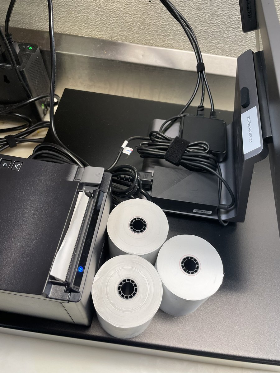 SRShift4's tweet photo. Exactly 1 week later, back onsite in Wethersfield, CT adding more @SkyTabPOS and expanding this location moving #boldlyforward🚀 to #powercommerce they just had to have more @Shift4 https://t.co/jEG81dY74f