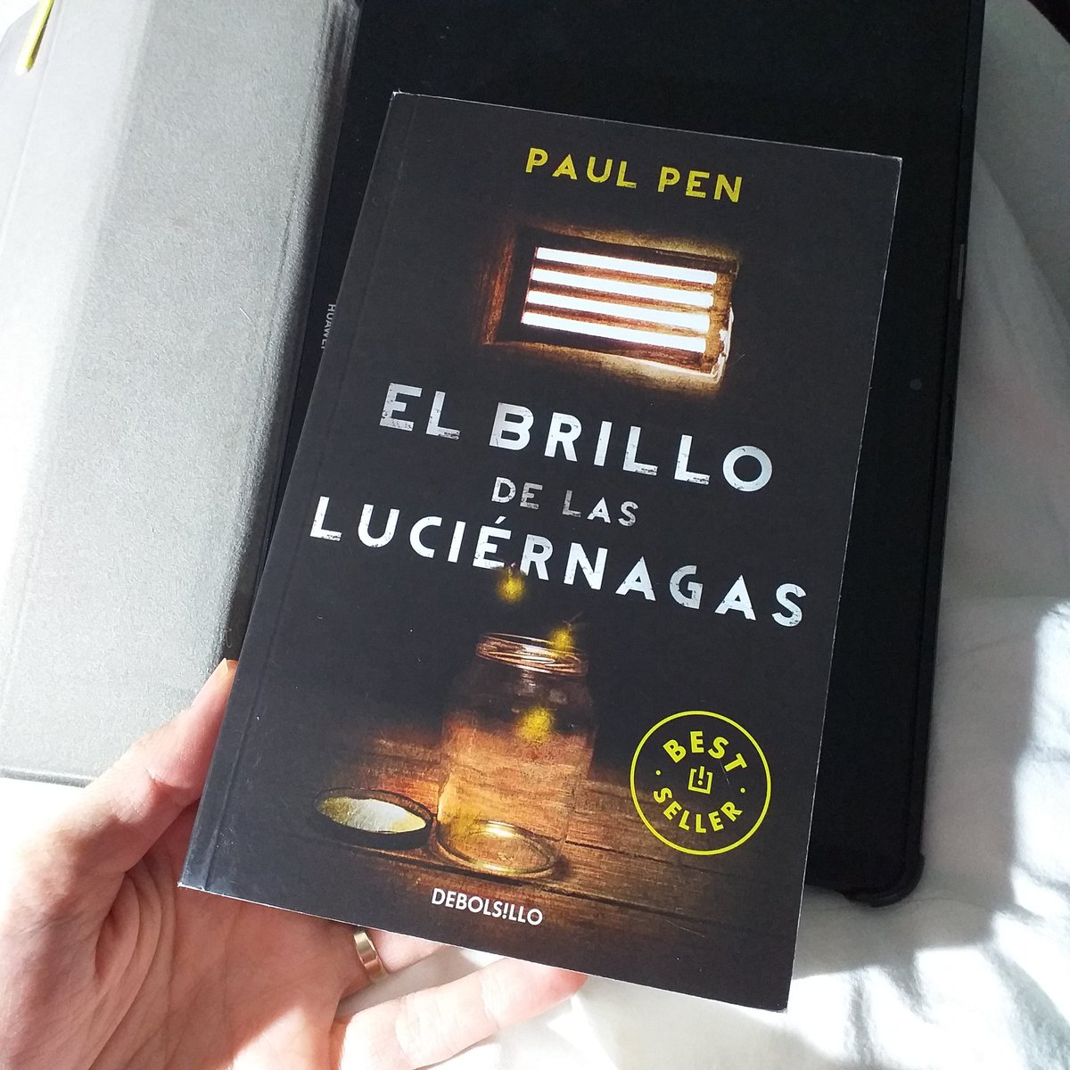 alma_besos's tweet photo. Lectura Conjunta. 
Team #UnCaféyUnlibro https://t.co/j9T8nnTr7H