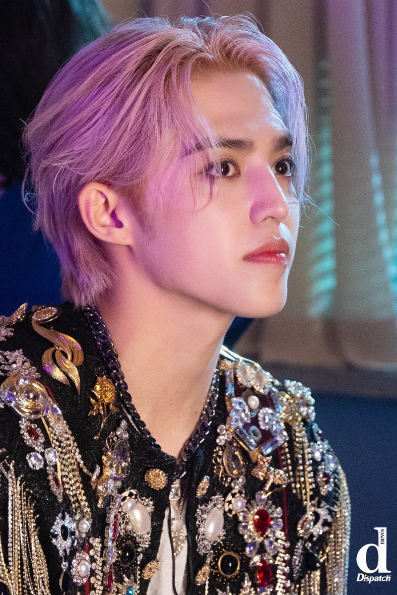 aboutscoups's tweet photo. seungcheol’s pink hair suits him so much https://t.co/lY1B6WR5Hc