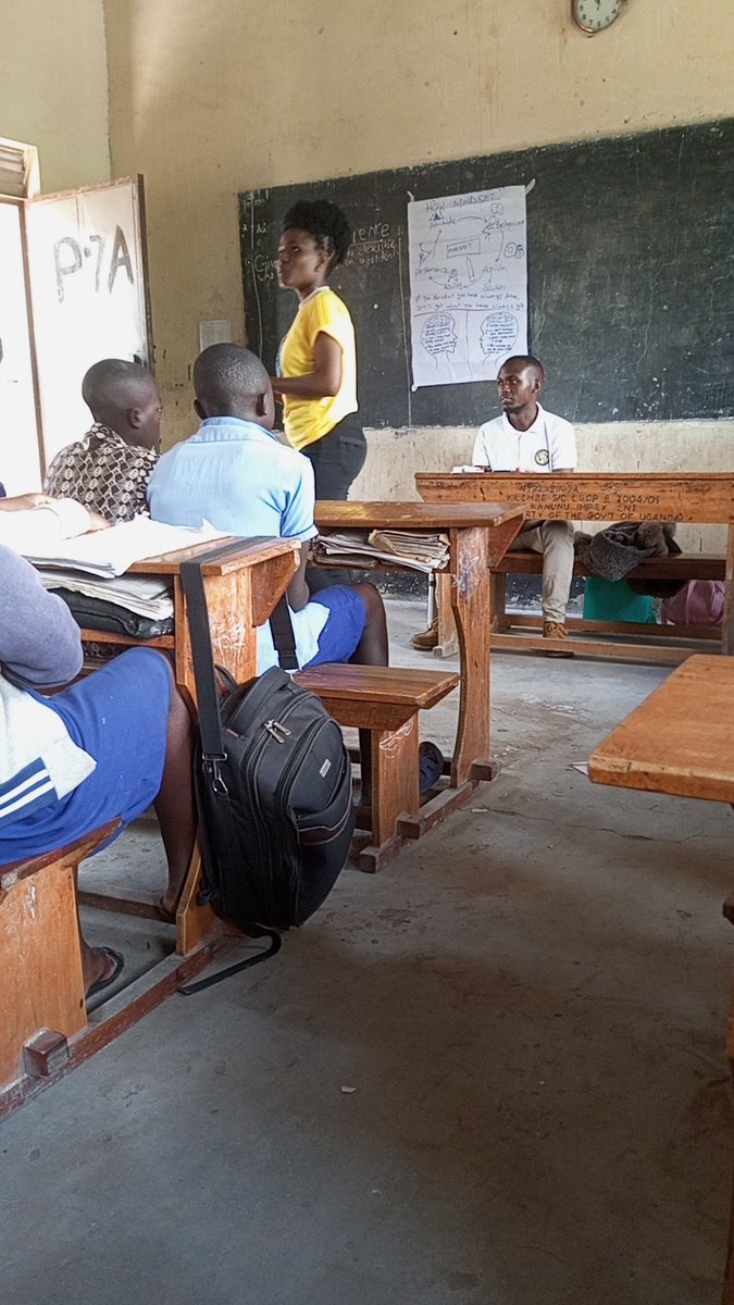 MbungaFor39318's tweet photo. we also provided career guidance/counseling to clarify all the doubts of the candidates who are definately facing a new situation that they previously perceived difficult. This session involved a demostration on how mindset is the bigger asset for a learner to succeed. https://t.co/AtpM2kImEZ