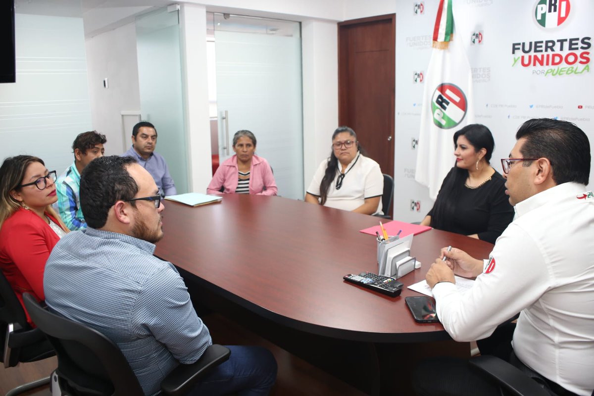 Seguimos fortaleciendo nuestro Partido y que mejor forma de hacerlo que impulsando los Comités Municipales.✅️

Muchas felicidades al nuevo Comité de San Felipe Tepatlán, encabezado por Marisol Márquez y Lorenzo Becerra, seguro estoy que tendrán mucho éxito.

Vamos con todo