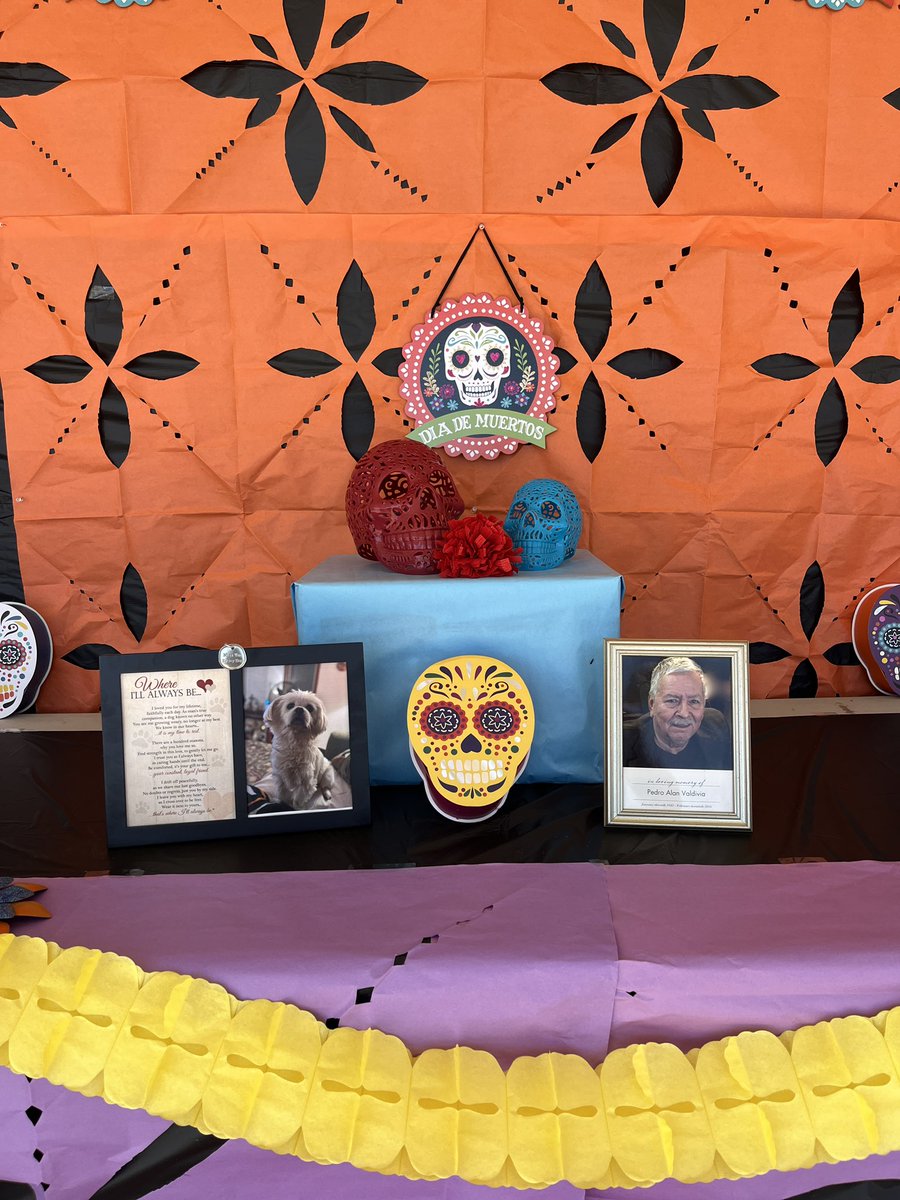 LorenaRubio123's tweet photo. First Altar ππ& ROARS Store at Wilson!πΎππ©Ά
Grateful for my office staff & parent volunteers for all their support in helping making this happen! Kids & staff are excited! π€© #DiadelosMuertos #WildcatStore #NMUSD #CALSA #ACSARegion17 #FitLeaders https://t.co/nknAo8jJoP