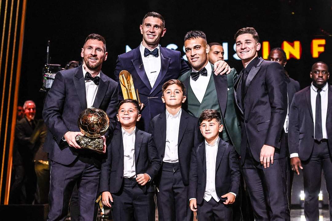 NeerajKonjengba's tweet photo. Congratulations Lionel Messi on winning the 8th record Ballon d'Or. This man is out the world no one can stop from winning this prestigious award. Greatest of all time. Infinity ♾⚽️❤🔥
#LeoMessi
#BallonDor 
#Fifa
#Infinity8 
#GOAT𓃵 https://t.co/SrZ0yQOdes