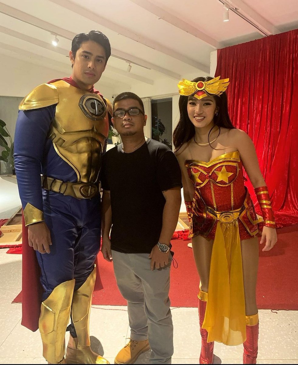 mikaydb's tweet photo. "Captain Bingo at Darling niya" -- kuya Gelo 

😭😭🤍

#DonnyPangilinan #BelleMariano 
#DonBelle https://t.co/kBUFEqVJfE