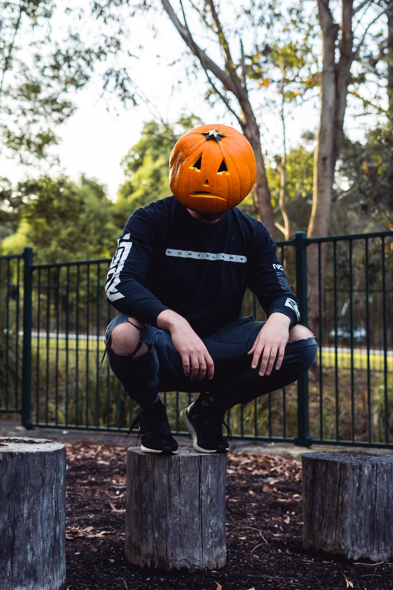 pilskicasts's tweet photo. Happy halloween cunts 🎃

📷 @sara_pkl https://t.co/DiyaIVIMhF