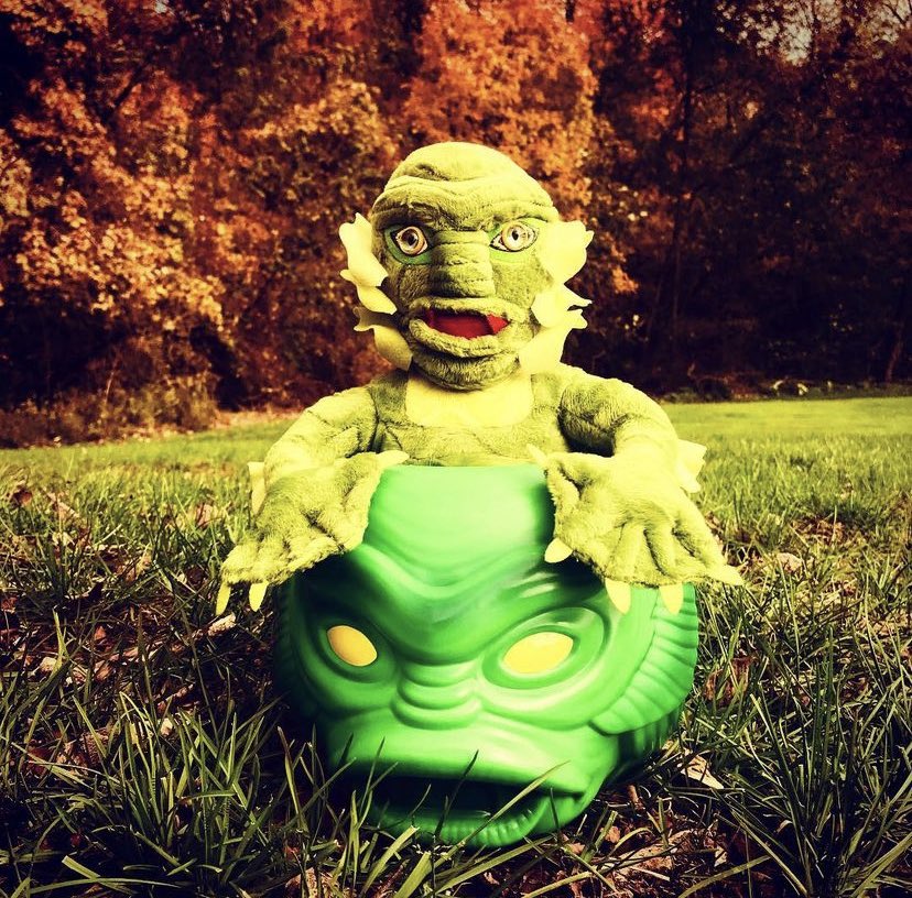 Todd4LOM's tweet image. Happy 🎃 Halloween 🎃 Fiends!