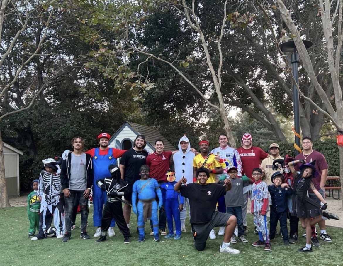 Luke Baklenko πΊπΈ (@lukebaklenko) on Twitter photo Me and my teammates a great time at Haven House today celebrating these kids! Please consider helping this great cause.
classy.org/give/332343/#!β¦
<a href="/Lifetime_Card/">Lifetime Cardinal</a> Me and my teammates a great time at Haven House today celebrating these kids! Please consider helping this great cause.
classy.org/give/332343/#!β¦
<a href="/Lifetime_Card/">Lifetime Cardinal</a>