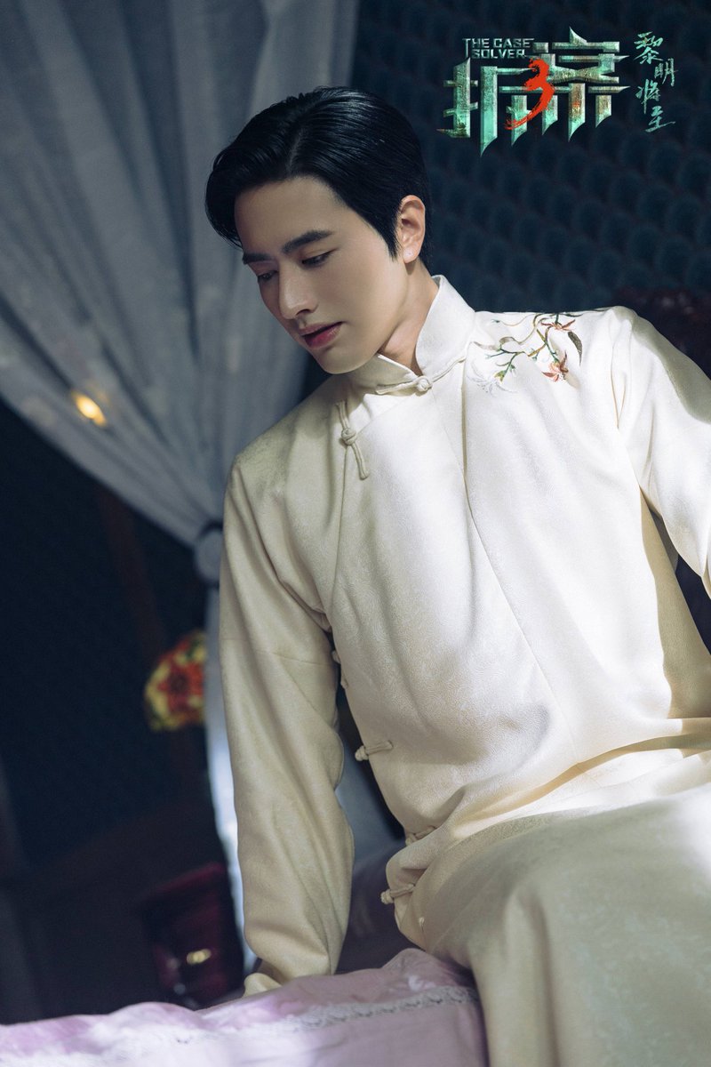 cdrama_update's tweet photo. #LuoZheng's studio shares old snaps for #TheCaseSolver3
#罗正 #拆案3 https://t.co/EvspFCXcTB