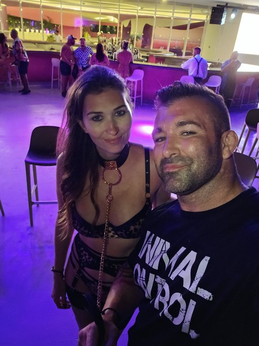 Happy Halloween!!! https://t.co/kloamv6FFO