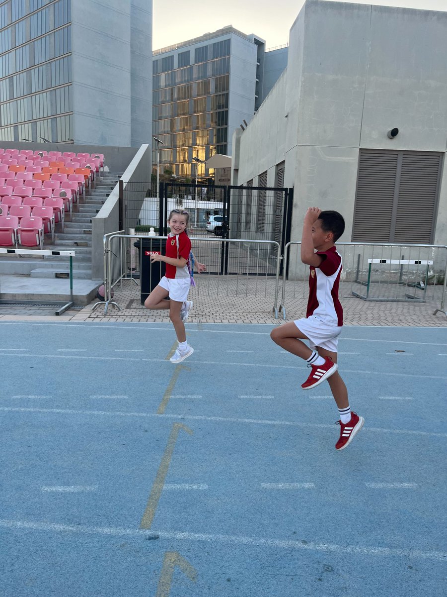 VHPrimary's tweet image. Tuesday morning Cross Country training has begun!! What a fantastic turnout!
Thank you to all parents who have supported this! We look forward to our future training sessions!
#CrossCountryTraining #VHPS #VhpsRocks #Outstanding #SchoolStories #BSO #BSME #KHDA
@interstar_AE