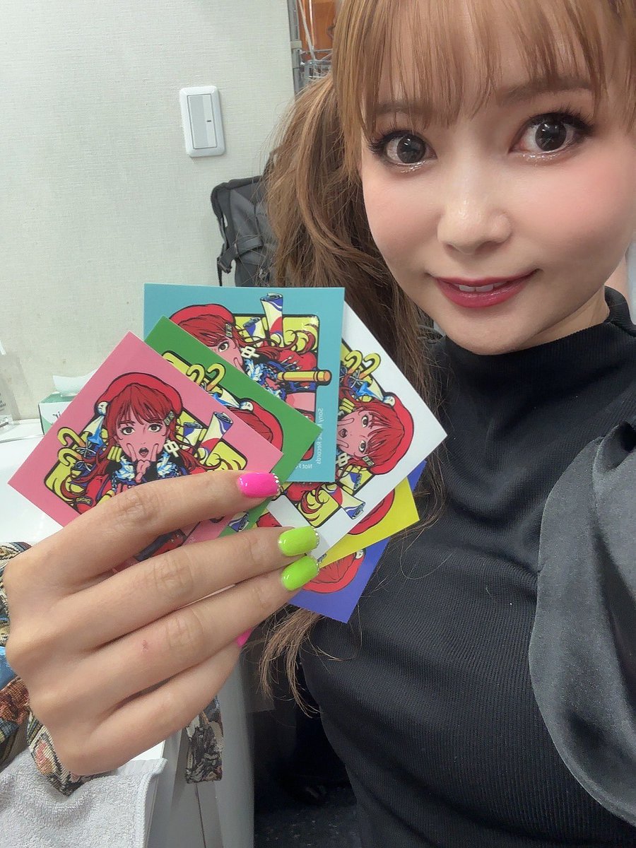 東京ライブ本番後、65535を会場にて予約してくださると中川翔子