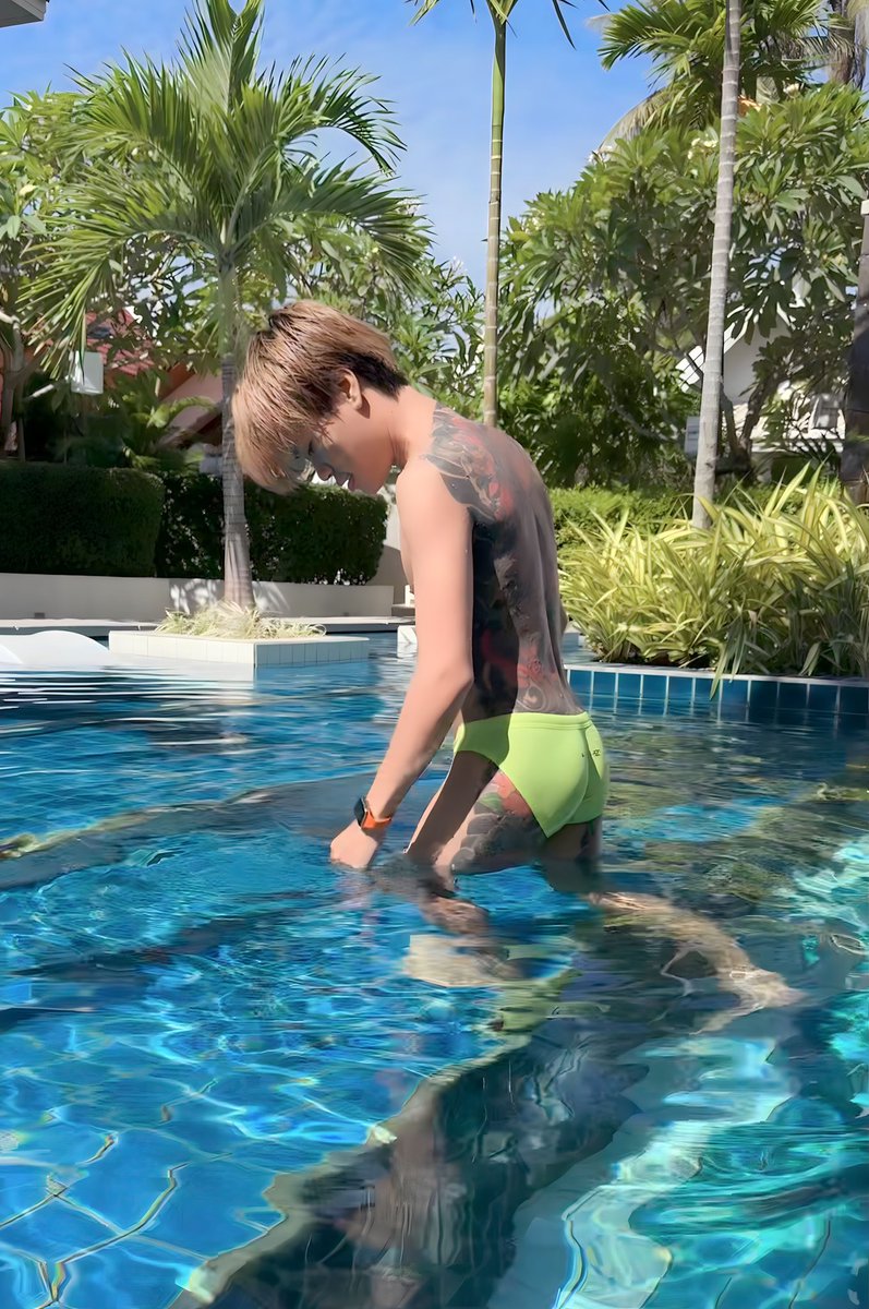 tom_lpq's tweet photo. วายน้ำด้วยกัน🏊🏼🏊🏼 https://t.co/mF93qn4LOo