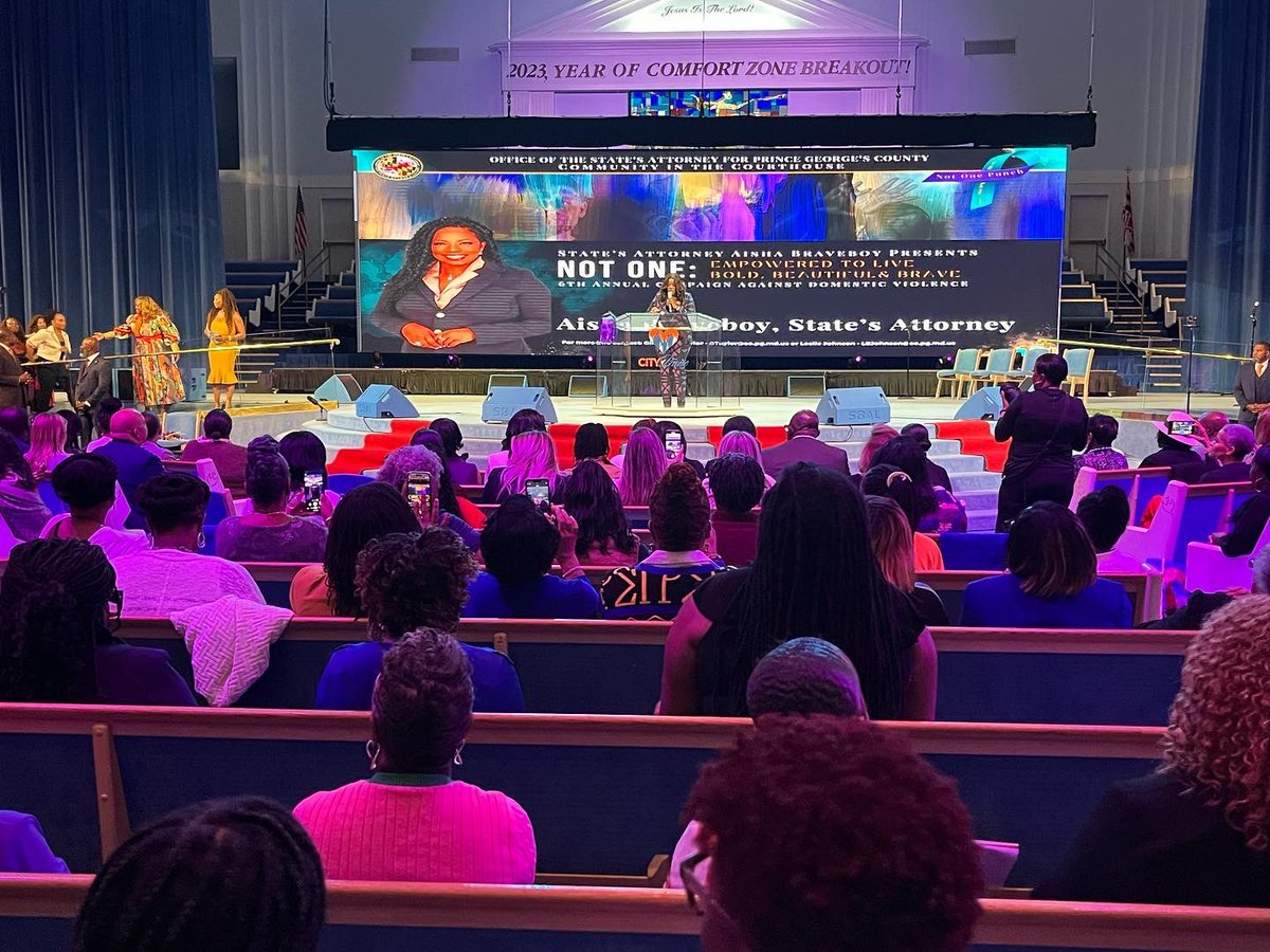 PGSAONEWS's tweet image. The annual event, which was created by @SABraveboy, brought the community together to support domestic violence survivors and honor victims. #pgsaonews #bravejustice #NotOne #PrinceGeorgesCounty #DomesticViolenceAwarenessMonth