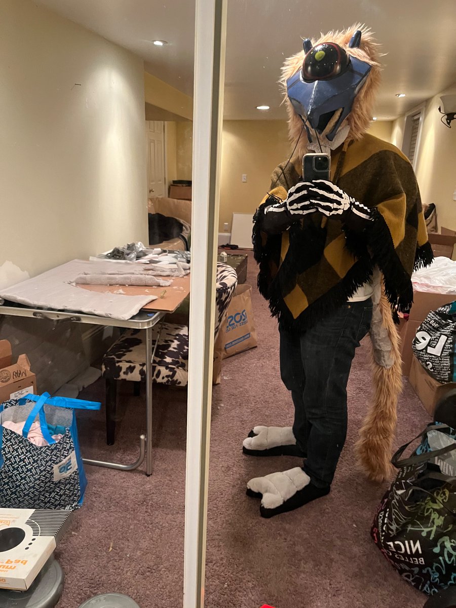 scantron2077's tweet photo. Finally finished my Seteygeran Suit! Happy Halloween 2023!!!
πππ
#furry #fursuit #alien #alienfursuit #alienfurry #seteyger #seteygeran #seteygerans #halloween #Halloween2023 https://t.co/bOm6eSxQ2H