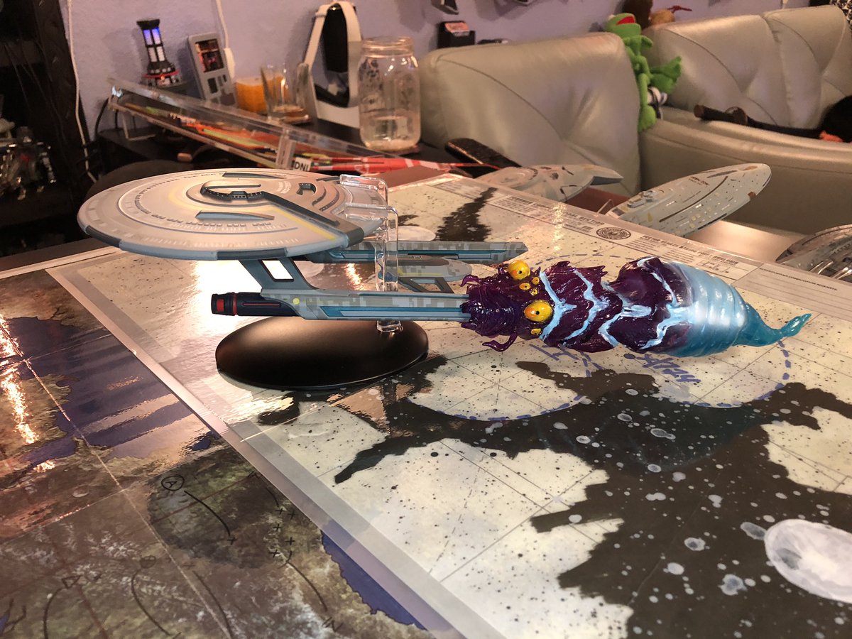 GeekToyLove's tweet photo. #StarTrekLowerDecks opening titles Nacelle Sucker

3D printed in translucent clear resin. Painted with stained glass paints and acrylics 

#2023Projects #GeekDen https://t.co/geB1yO82xo