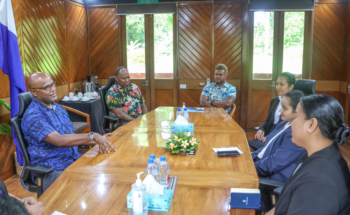 ForumSEC's tweet photo. Acting Sec Gen, Esala Nayasi, warmly welcomed USP law graduates undertaking a four-week professional placement with the @ForumSEC International Legal Team from Oct – Nov.
The interns will focus issues incl law of the sea, the ICJ advisory opinion, trade issues & nuclear issues. https://t.co/yqxHwUUegi