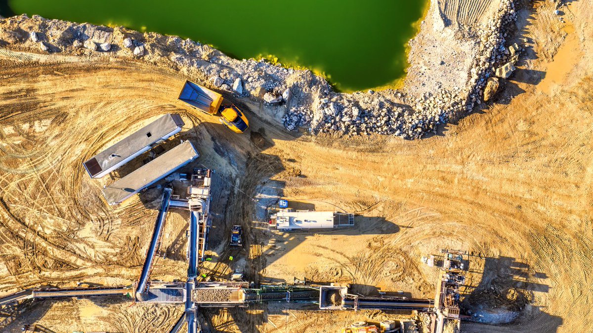 EnergyJrg's tweet image. Discover how #MiningEngineers can tap into #GeothermalResources for #EcoFriendly and cost-effective #MiningOperations. 

From #SurfaceExploration to #GeothermalApplications, learn how to reduce your #EcologicalFootprint and enjoy #GreenTaxBenefits with #JRGEnergy&apos;s expertise.